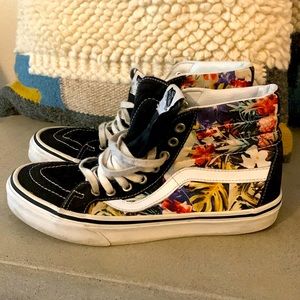 Vans Sk8-Hi TOP Tropical Floral women’s sz 8.5